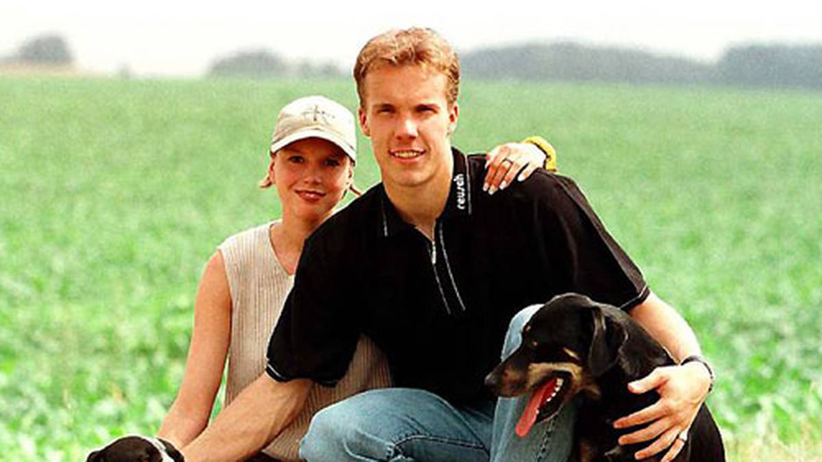 Enke galt auch als großer Tierfreund: Mit seiner Ehefrau rettete er unter anderem herrenlose Hunde von der Straße