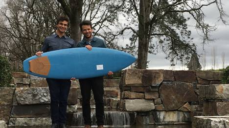 Das erste recycelbare Surfboard aus dem 3D Drucker