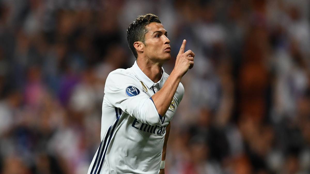 ...ehe er eine Woche später im Santiago Bernabeu drei Mal traf. Durch das 4:2 zog Real ins Halbfinale ein und landete später den historischen Coup von der ersten Titelverteidigung in der Geschichte der Champions League