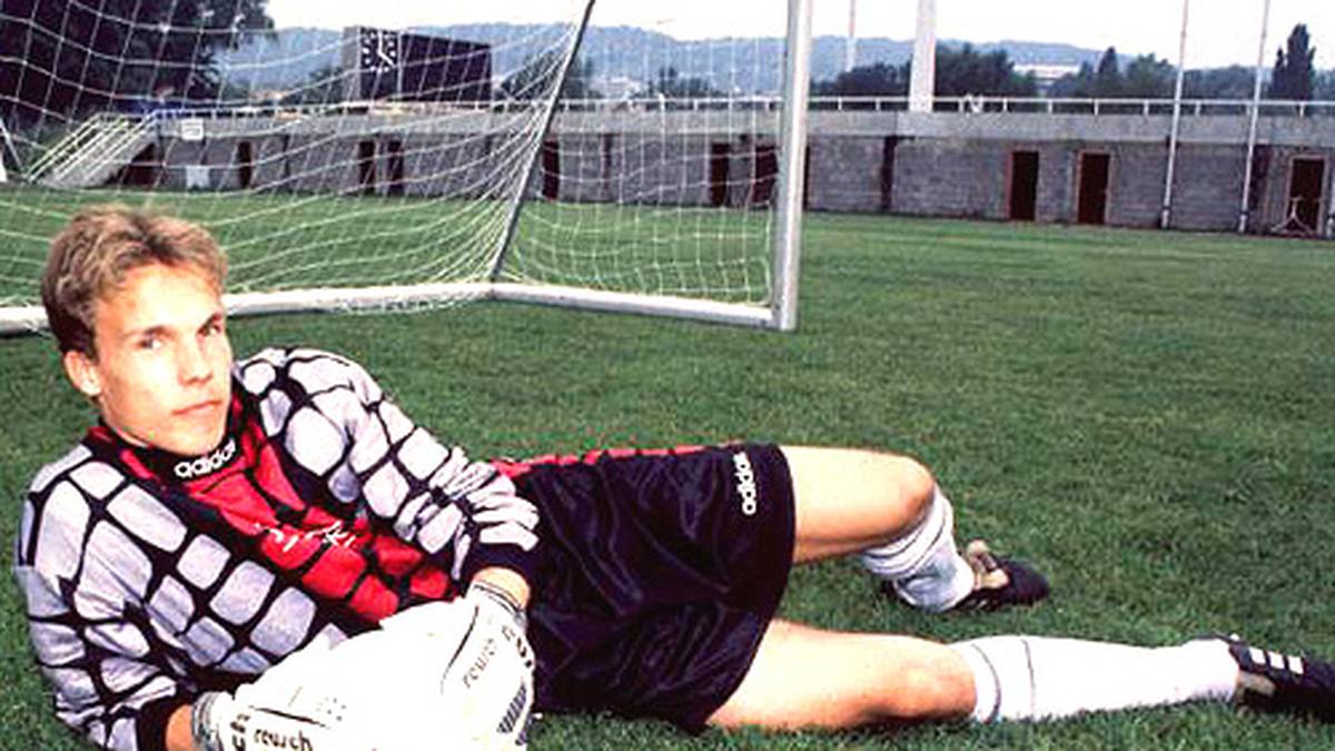 Seine Karriere begann Robert Enke in seiner Heimatstadt Jena. 1995 bestritt er drei Zweitligaspiele für den FC Carl Zeiss