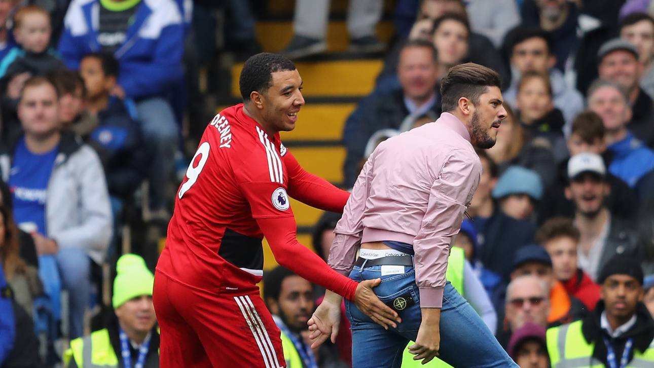 Troy Deeney legte beim Flitzer Hand an