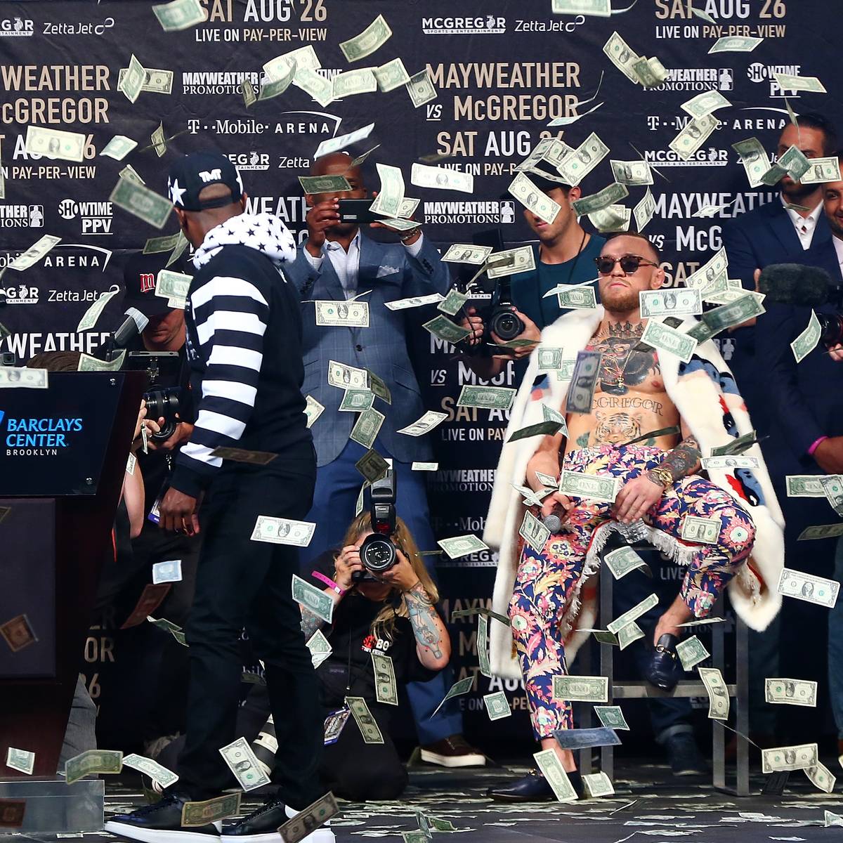 Floyd Mayweather Vs Conor Mcgregor So Viel Geld Floss