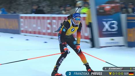 Bei ihrem Heimweltcup in Ruhpolding verzückt Franziska Preuß das Publikum und landet am Ende auf dem Podium. Die 30-Jährige muss sich nur Lou Jeanmonnot geschlagen geben.