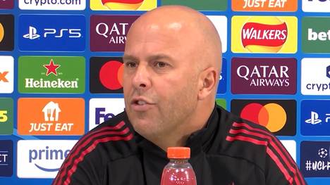 Für Florian Wirtz gestaltet sich die Lage bei Liverpool weiterhin schwierig, der deutsche Nationalspieler steht bei den Reds immer wieder in der Kritik. Trainer Arne Slot spricht über den 22-Jährigen.