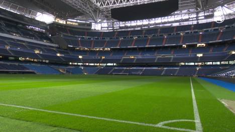 Nach längerem Umbau ist das neue Estadio Santiago Bernabéu für Real Madrid bezugsfertig. Eines der Highlights des neuen Fußball-Tempels der Königlichen ist ein spektakuläres Hightech-Spielfeld.