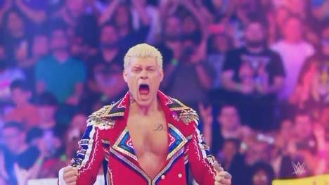 Bei WWE Monday Night RAW lüftet Cody Rhodes das offene Geheimnis: Sieben Monate nach seiner Horror-Verletzung kehrt er beim Royal Rumble 2023 in den Ring zurück.