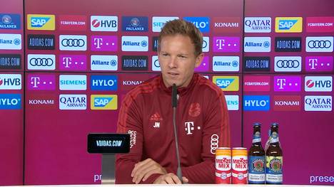 Julian Nagelsmann appelliert bei der Pressekonferenz vor dem DFB-Pokal-Spiel beim Bremer SV an Rechtsverteidiger Bouna Sarr. Der neue Bayern-Couch erklärt, was dem Franzosen aktuell noch fehlt.