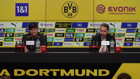 Auf der BVB-PK befragt ein Reporter Trainer Edin Terzic zum Verhältnis zu Koordinator Sport Slaven Stanic. Ein Thema, das beim Pressesprecher der Dortmunder gar nicht gut ankommt.