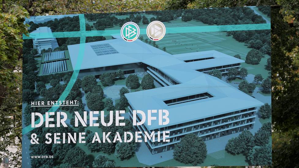Der DFB hat seine neue Akademie fertig gebaut. Leiter Dr. Tobias Haupt ist sich sicher, dass dort viele Titel ihren Ursprung haben werden.