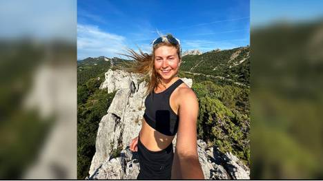 Die dreimalige Biathlon-Weltmeisterin Ingrid Landmark Tandrevold gibt ihre Verlobung bekannt. In einem Instagram-Video präsentiert die Norwegerin ihren Ring.