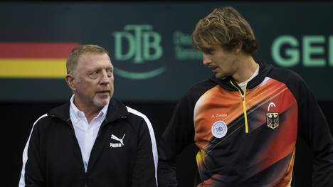 Bei Boris Becker steigen die Erwartungen an Alexander Zverev nach dessen guten Leistungen in seiner Comeback-Saison.