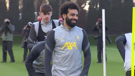 Vor dem Champions League Finale gibt der Liverpool-Star Mohamed Salah ein positives Zeichen, nachdem er im FA Cup Finale verletzt ausgewechselt wurde