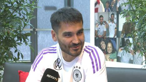 Bei den Mediadays der deutschen Fußballnationalmannschaft spricht Ilkay Gündogan über den Transfer von Kylian Mbappé zu Real Madrid und Hansi Flick.