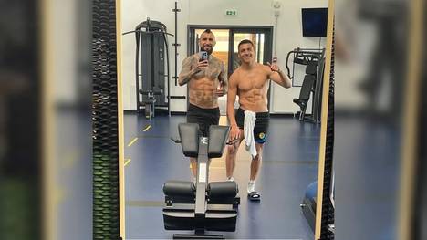 Arturo Vidal und Alexis Sanchez präsentieren ihre gestählten Körper. Inters chilenisches Duo trainiert besessen für den Titel in der Serie A.