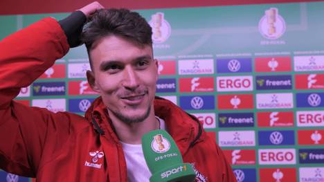 Kölns Dejan Ljubicic trifft erst aus kürzester Distanz das leere Tor nicht, wird durch einen Elfmeter aber doch zum Pokal-Matchwinner gegen Hertha. Doch der Effzeh-Profi bleibt bescheiden.