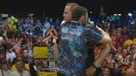 Unfassbare Schlussphase beim European Darts Matchplay in Trier! Dirk van Duijvenbode lässt Matchdarts liegen und wartet nach wie vor auf seinen ersten Titel.