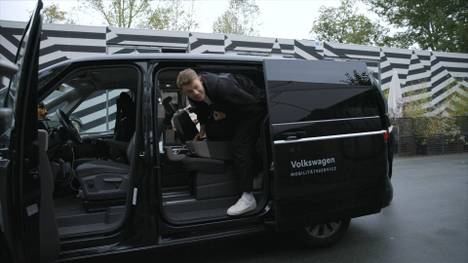 Mit 28 Jahren steht Alexander Nübel vor seinem Debüt in der A-Nationalmannschaft. Der VfB-Keeper hat eine turbulente Karriere voller Höhen und Tiefen hinter sich, die sich endlich zum Guten zu wenden scheint.