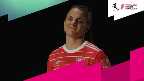 Im gegnerischen 5-Meter-Raum ist sie am häufigsten zu finden. Und da verwandelt sie ihre Chancen auch meistens. Ein Gesicht der FLYERALARM Frauen-Bundesliga: Jovana Damnjanovic!