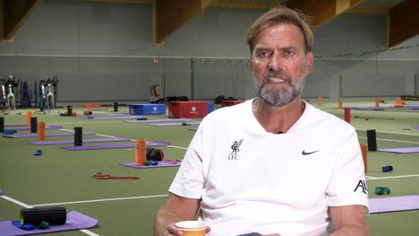 In einem Interview aus dem Juli 2022 spricht Jürgen Klopp über Red Bull. Jetzt, im Oktober 2024, verkündet er seinen Job als Fußballchef im RB-Imperium.