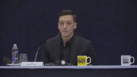 Mesut Özil hat bei seiner Vorstellung als Neuzugang des türkischen Spitzenklubs Fenerbahce Istanbul mit deutlichen Worten ein Comeback in Deutschland kategorisch ausgeschlossen.