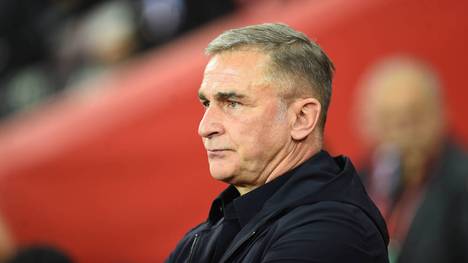 Nach seinem Aus als Trainer der türkischen Nationalmannschaft hat sich Stefan Kuntz mit emotionalen Worten von Fans und Spielern verabschiedet. 