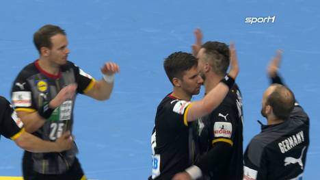 Die deutsche Handball-Nationalmannschaft feiert zum Abschluss der EM-Quali einen souveränen Sieg gegen Estland. Somit feiert Deutschland den Gruppensieg ohne Punktverlust. 