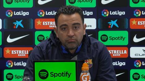 Barca-Trainer Xavi hat sich über eine mögliche vorzeitige Meisterschaft geäußert und wünscht sich im diesem Fall eine Ehrengarde des Gegeners Espanyol Barcelona als Zeichen des Respekts. 