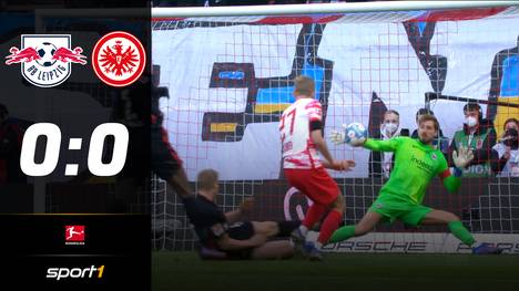 Eintracht-Keeper Kevin Trapp zeigte sich gegen Leipzig beflügelt von seiner Nationalmannschafts-Nominierung und packte mehrere Paraden aus. Youssuf Poulsen verdribbelte dabei die letzte Chance der Leipziger.