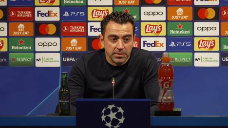 Der FC Barcelona scheidet zum zweiten Mal in Folge in der Gruppenphase der Champions League aus. Nach der 0:3-Heimpleite gegen die Bayern spricht Trainer Xavi von einer Enttäuschung.