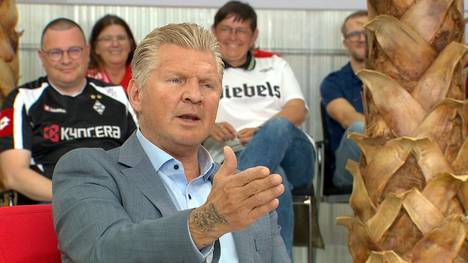 Im STAHLWERK Doppelpass geraten Ewald Lienen und SPORT1 Experte Stefan Effenberg aneinander. Effenberg ist der Meinung, dass Lienen in Bezug auf den deutschen Fußball alles zu negativ sieht. 