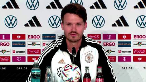 Wenige Monate nach dem Aufstieg in die Bundesliga mit Werder Bremen glänzt Niclas Füllkrug mit dem DFB-Team bei der WM in Katar. Co-Trainer Danny Röhl spricht über die Qualitäten des 29-Jährigen.