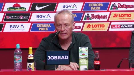 Christian Streich reagiert auf Abschiedsgeschenke der Freiburg-Fans. Allerdings will er seine Konzentration lieber auf den Fußball richten.