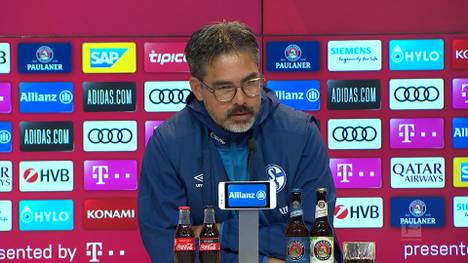 David Wagner spricht auf der Pressekonferenz nach dem 0:8-Debakel gegen Bayern von einer naiven Verteidigung seiner Mannschaft, richtet den Blick aber schon wieder nach vorne.