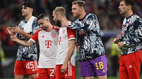 Raphael Guerreiro vom FC Bayern München wird im Sommer nicht für Portugal bei der EM an den Start gehen. Portugal-Coach Roberto Martínez nennt die Gründe für die Nicht-Nominierung.