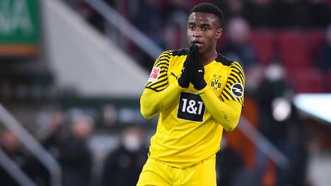 Wie die Bild berichtet, plant Youssoufa Moukoko im Sommer seinen Abschied aus Dortmund. Der Grund ist die zu geringe Spielzeit beim BVB.