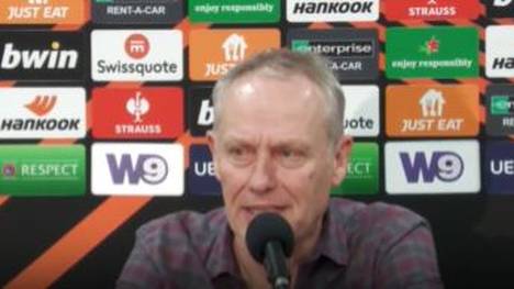 Auf der Pressekonferenz vor dem Europa-League-Spiel zwischen Freiburg und Lens wurde Freiburg-Coach Christian Streich erneut nach der AfD gefragt, da diese ihn als "ungebildeten Scharfmacher" bezeichnete.