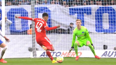 Durch seine unnachahmlichen Dribblings verzückt Jamal Musiala die Bayern-Bosse und -Fans. Nun winkt dem Shootingstar ein neuer Vertrag.