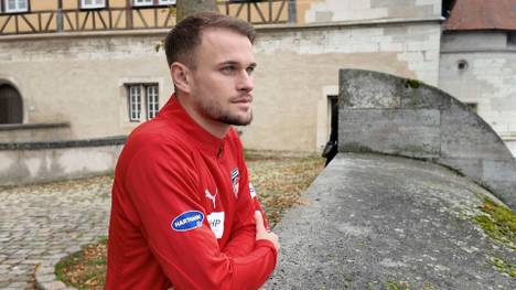 Leonardo Scienza hat keinen einfachen Weg zum Profi-Fußball gehabt. Der Mittelfeldspieler gibt emotionale Einblicke in seine Zeit vor dem 1. FC Heidenheim. 