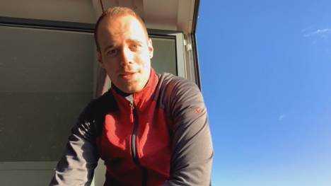 Max Hopp gibt sich in seinem WM-Auftaktmatch keine Blöße. Im SPORT1-Interview verrät er, was gegen Mervyn King nötig sein wird.