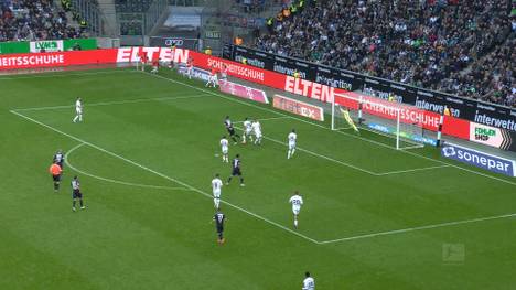 Borussia Mönchengladbach feiert gegen Heidenheim den zweiten Saisonsieg. Alle drei Tore fallen in Anschluss an eine Gladbacher Ecke.