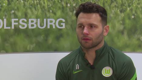 Renato Steffen gesteht offen und ehrlich, dass sein Weg in die Bundesliga kein Leichter war. Durch zahlreiche Eskapaden stellte sich der Mittelfeldstar des VfL Wolfsburg oftmals selbst ein Bein.