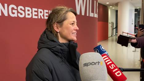 Nach dem starken 3:1-Heimsieg der FC Bayern Frauen in der Champions-League gegen den FC Barcelona hat sich die Bianca Rech, Sportliche Leitung des FCB, über die 24.000 Zuschauer und die Zukunft in der Allianz Arena geäußert. 