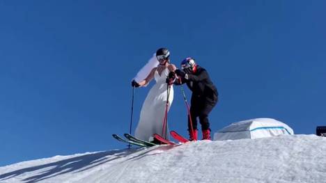 Die Skirennfahrer Marie-Michèle Gagnon und Travis Ganong beenden zusammen ihre Karriere. Seit 15 Jahren sind die beiden ein Paar, was sie jetzt auf eine kuriose Idee bei der letzten Abfahrt brachte.