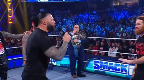 Bei WWE Friday Night SmackDown spitzt sich die Dynamik zwischen Champion Roman Reigns und Kumpan Sami Zayn zu - der Anfang vom Ende für den "Honorary Uce".
