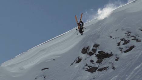 In Kappl/Paznaun startet die Open Faces Freeride Series in ihre zehnte Saison. Ski- und Snowboard-Asse sorgen dabei für ein atemberaubendes Wintersport-Spektakel im freien Gelände.