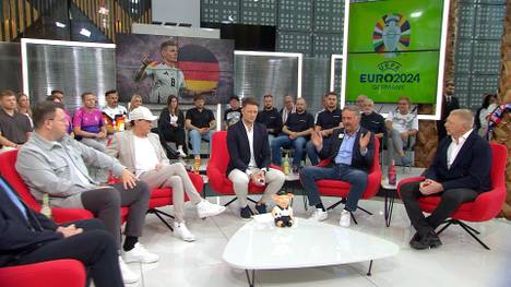 Im fenster.com EM Doppelpass diskutiert die Runde über den Auftakt des DFB-Teams in die EM 2024.