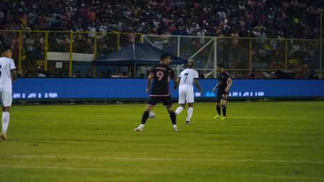 Inter Miami bereitet sich auf die neue MLS-Saison vor. Erstmals standen Luis Suarez und Lionel Messi seit der erfolgreichen Ära beim FC Barcelona wieder zusammen in der Startelf.