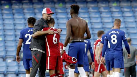 Jürgen Klopp und der FC Liverpool gewinnen mit 2:0 beim FC Chelsea. Thiago feierte dabei sein LFC-Debüt. Nach der Partie fand Klopp lobende Worte.
