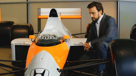 Ex-Weltmeister Fernando Alonso kehrt in die Formel 1 zurück. Der Spanier heuert erneut bei Renault an, wie sein früherer Rennstall am Mittwoch bekanntgab.