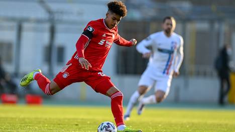 Nach SPORT1-Informationen steht der FC Bayern kurz vor der festen Verpflichtung von Justin Che. Der 17-Jährige kam bereits im Winter vom Kooperationsverein FC Dallas per Leihe 